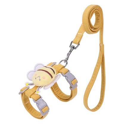 Cute little bee cat leash, anti-breakage, adjustable chest and back harness for walking cats and puppies.